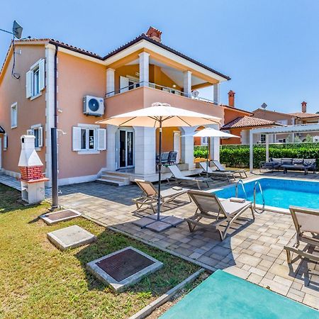 Villas Lotus With Pool And Jacuzzi PUY Eksteriør bilde
