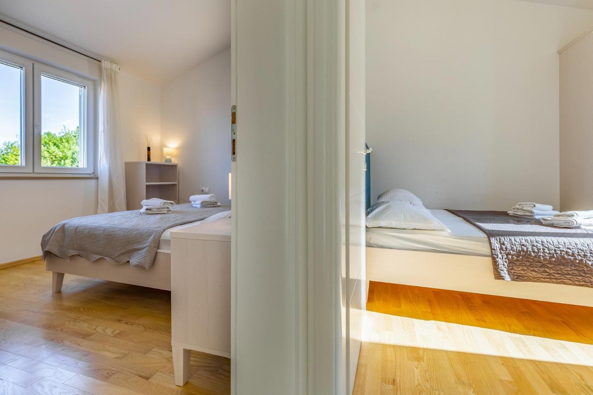 Villas Lotus With Pool And Jacuzzi PUY Eksteriør bilde