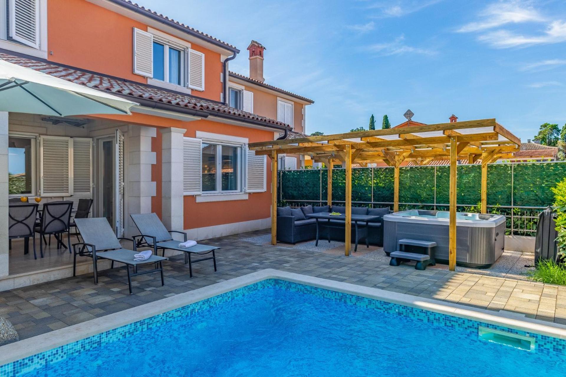 Villas Lotus With Pool And Jacuzzi PUY Eksteriør bilde